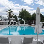 Makedonia Palace