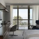 Makedonia Palace