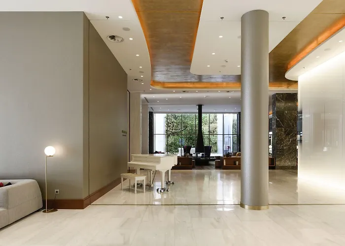 酒店 麦卡德尼娜皇宫酒店