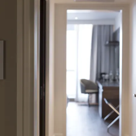 Makedonia Palace