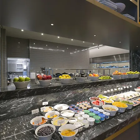 מלון Makedonia Palace