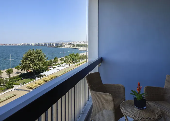 Makedonia Palace